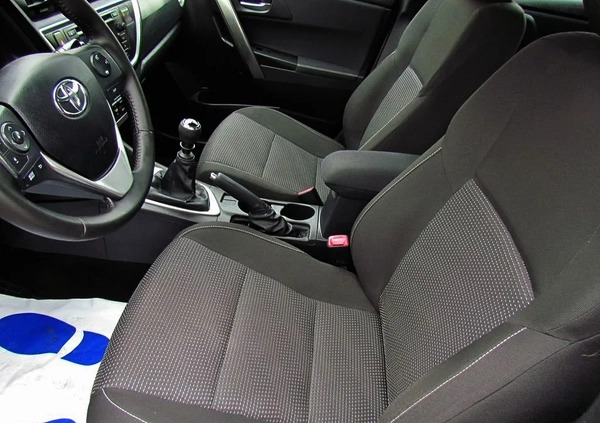 Toyota Auris cena 32400 przebieg: 207000, rok produkcji 2013 z Końskie małe 137